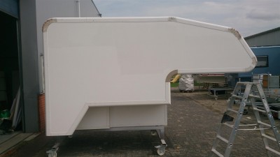Kantenprofile verklebt